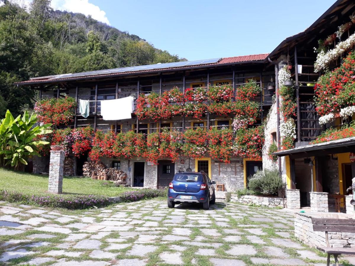 B&B "La Baita Delle Coccinelle" Varallo Ngoại thất bức ảnh